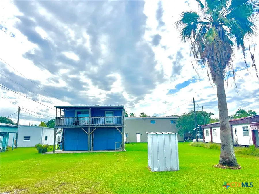 307 N 12th, Port Oconnor, TX 77982 - Image #2