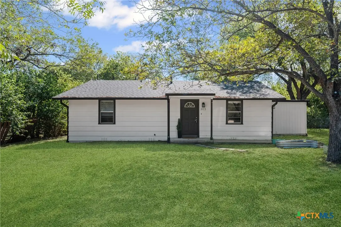 303 Sumbera, Holland, TX 76534 - Image #1