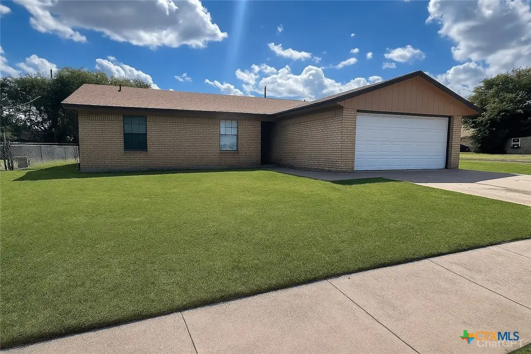 2102 Spicewood Drive, Killeen, TX 76543 - Image #1