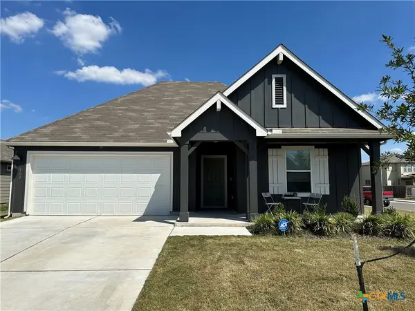 302 N Richland Drive, Lockhart, TX 78644