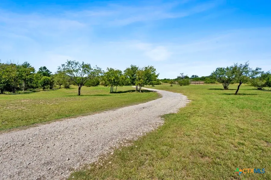 397 Private Road 3072, Lampasas, TX 76550 - Image #3