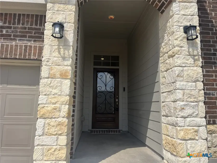 710 Friar Tuck Drive, Temple, TX 76502 - Image #2
