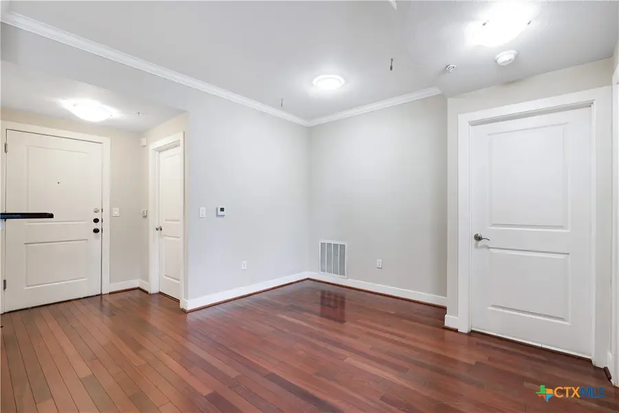 7342 Oak Manor Dr #3106, San Antonio, TX 78229 - Image #3