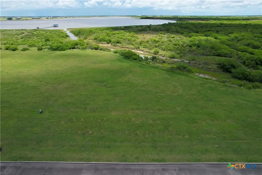 3406 Beachside Boulevard, Palacios, TX 77465 - Image #2