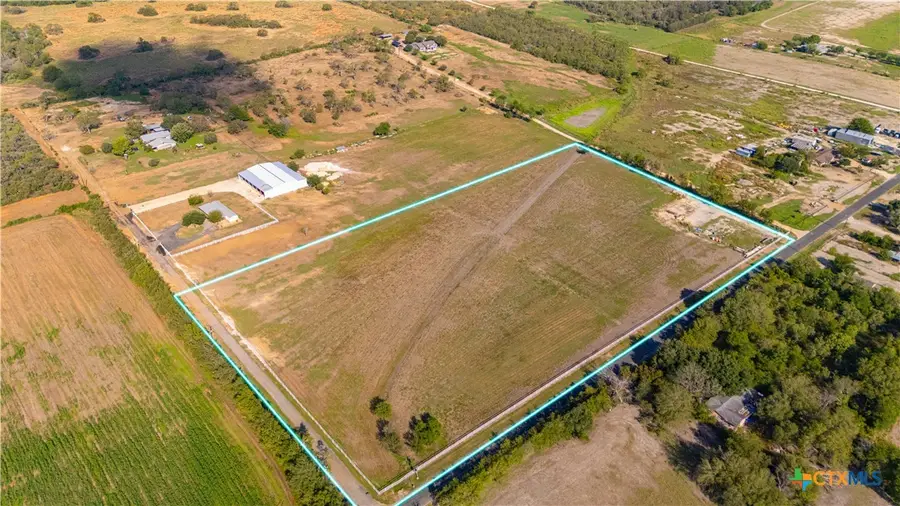 11706 Kinney Road, Atascosa, TX 78002 - Image #2