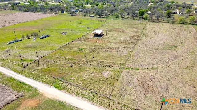 237 N County Road 240, Gonzales, TX 78629 - Image #2