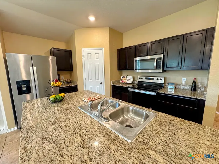 6112 Sally Ride Lane, Killeen, TX 76543 - Image #3