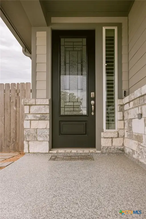 113 Persimmon Court, Victoria, TX 77904 - Image #3