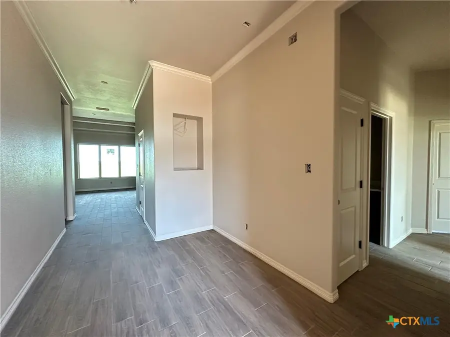 214 Desert Holly Drive, Temple, TX 76502 - Image #2