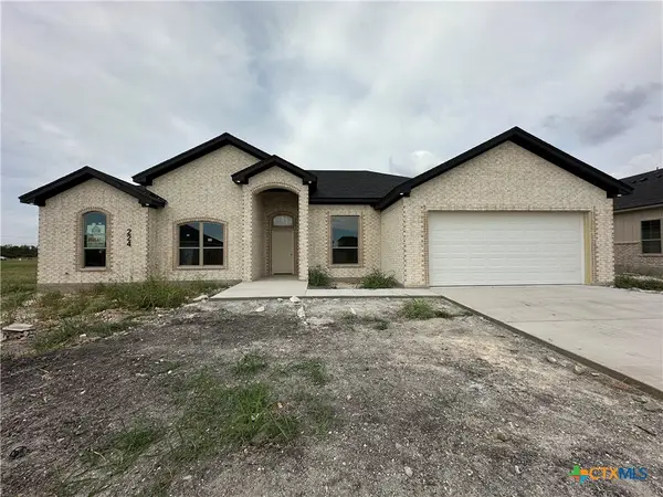 224 Desert Holly Drive, Temple, TX 76502