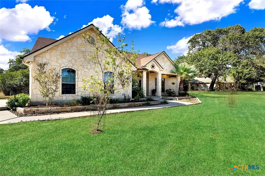 383 Rosewood Drive, La Vernia, TX 78121 - Image #3