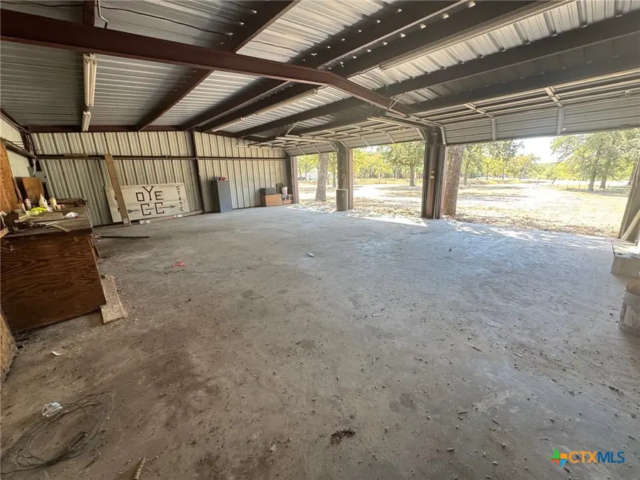 2802 W 4th Street, Cameron, TX 76520 - Image #2