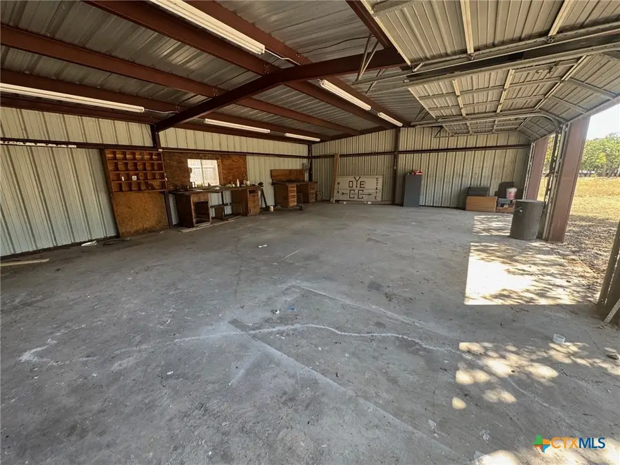 2802 W 4th Street, Cameron, TX 76520 - Image #3