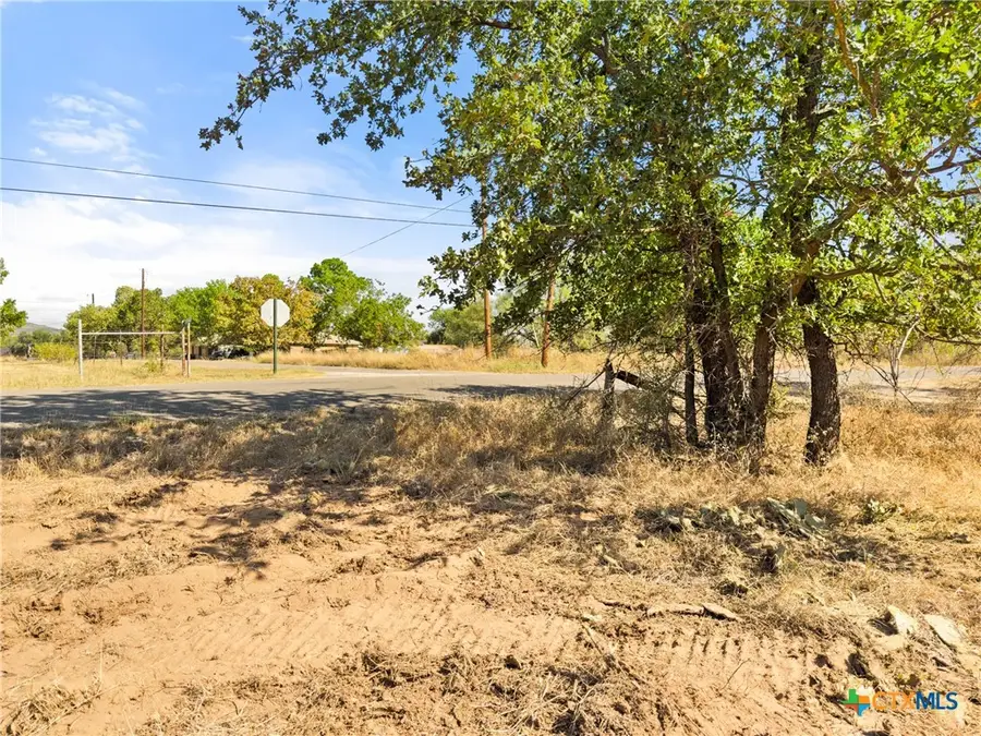 1133 County Road 118, Burnet, TX 78611 - Image #2