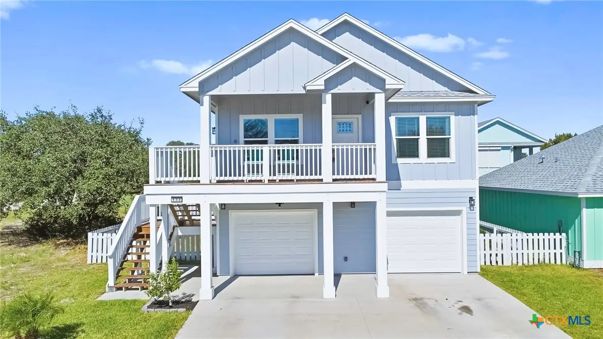 132 Breezeway Drive, Rockport, TX 78382 - Image #1