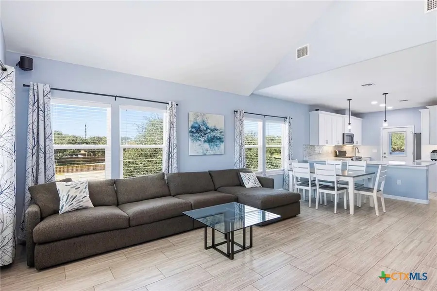 132 Breezeway Drive, Rockport, TX 78382 - Image #3