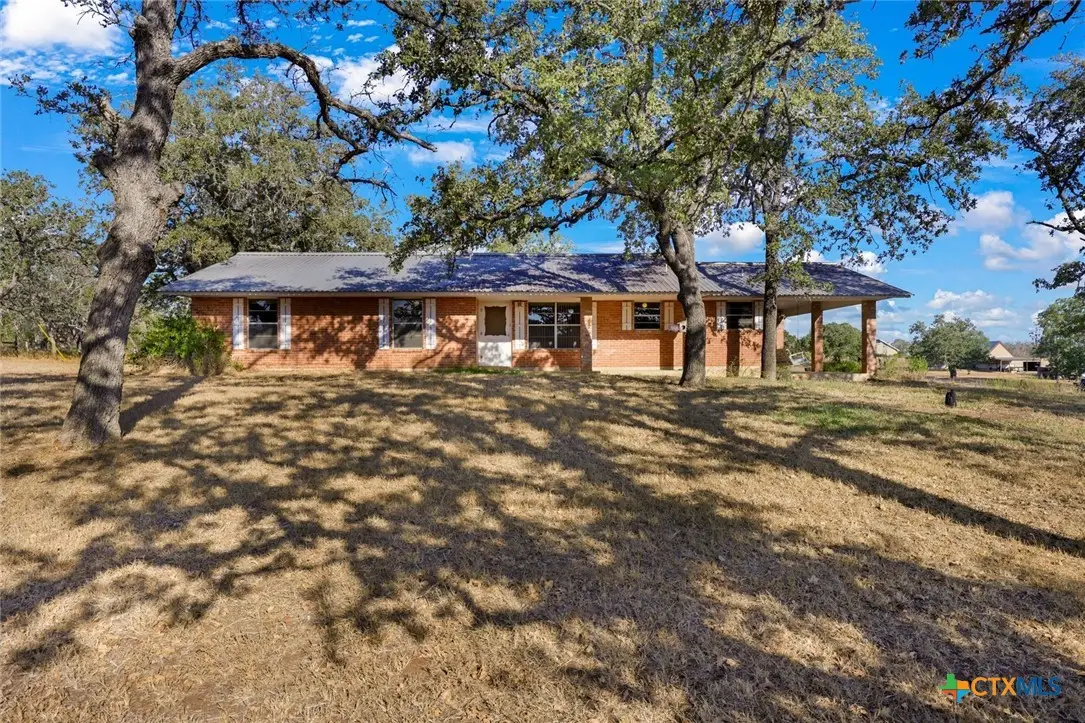 25 County Road 427, Stockdale, TX 78160 - Image #1