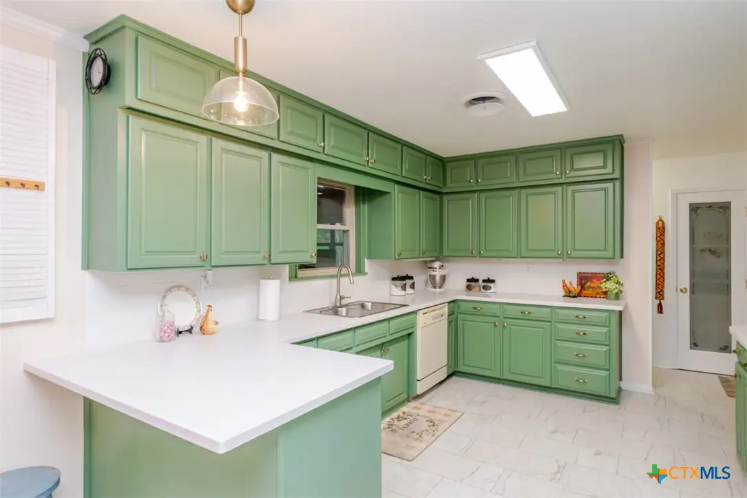 108 Arrowhead Drive, Harker Heights, TX 76548 - Image #1