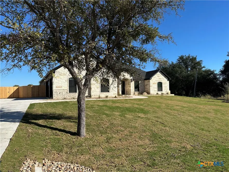 10980 Stinnett Mill, Salado, TX 76571 - Image #3