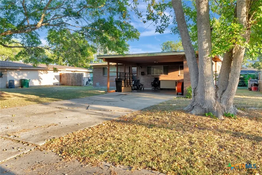711 Hybiscus Lane, Victoria, TX 77904 - Image #3