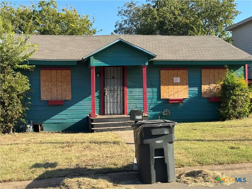 217 W Dunn Avenue, Killeen, TX 76541 - Image #1