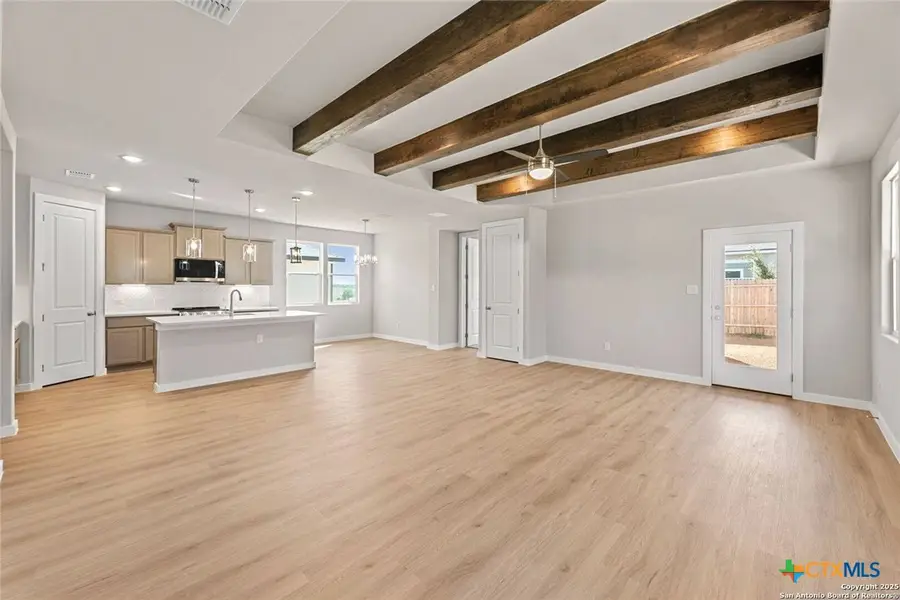 741 Whitman Street, New Braunfels, TX 78130 - Image #2