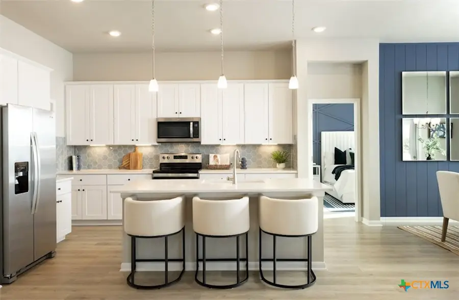 136 Cordova Crossing, Seguin, TX 78155 - Image #2