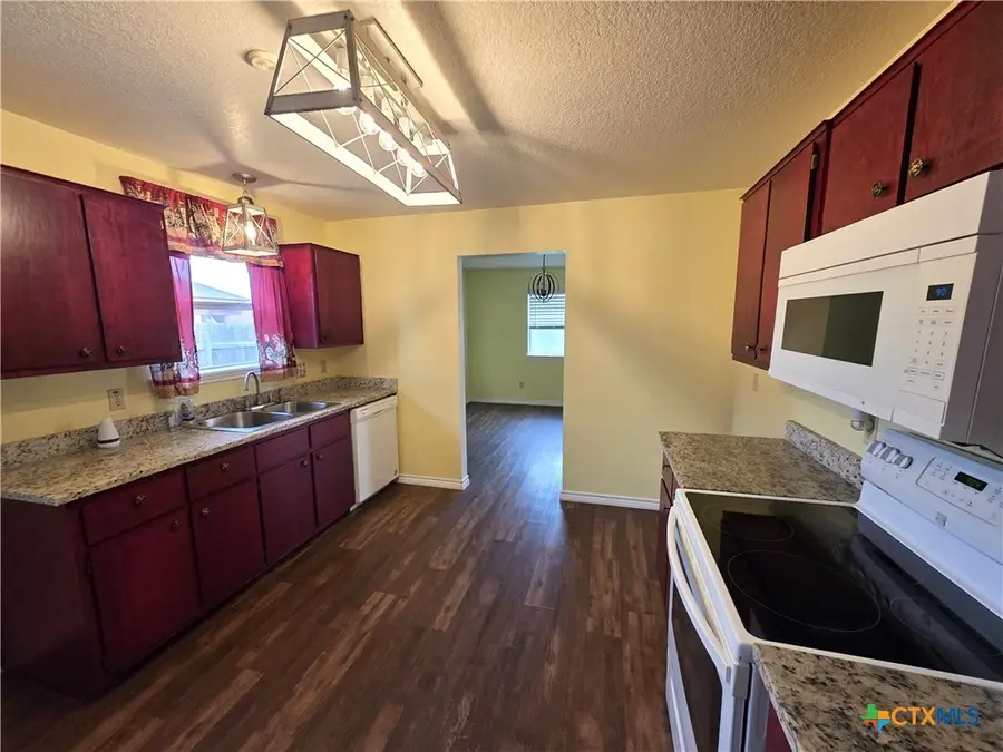 1901 Amethyst Drive, Killeen, TX 76549 - Image #3