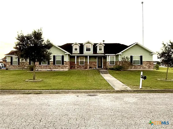 809 Buttercup Drive, Edna, TX 77957
