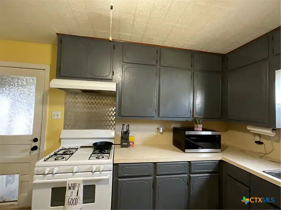 1309 La Valliere Street, Victoria, TX 77901 - Image #2