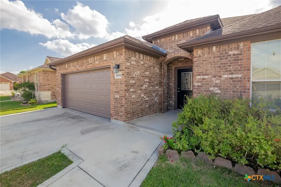 616 Mason Circle, Victoria, TX 77904 - Image #3