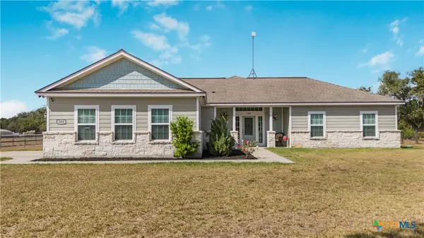 584 Post Oak Drive, Victoria, TX 77905