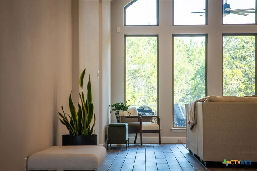 358 Bridle Trail, New Braunfels, TX 78132 - Image #2