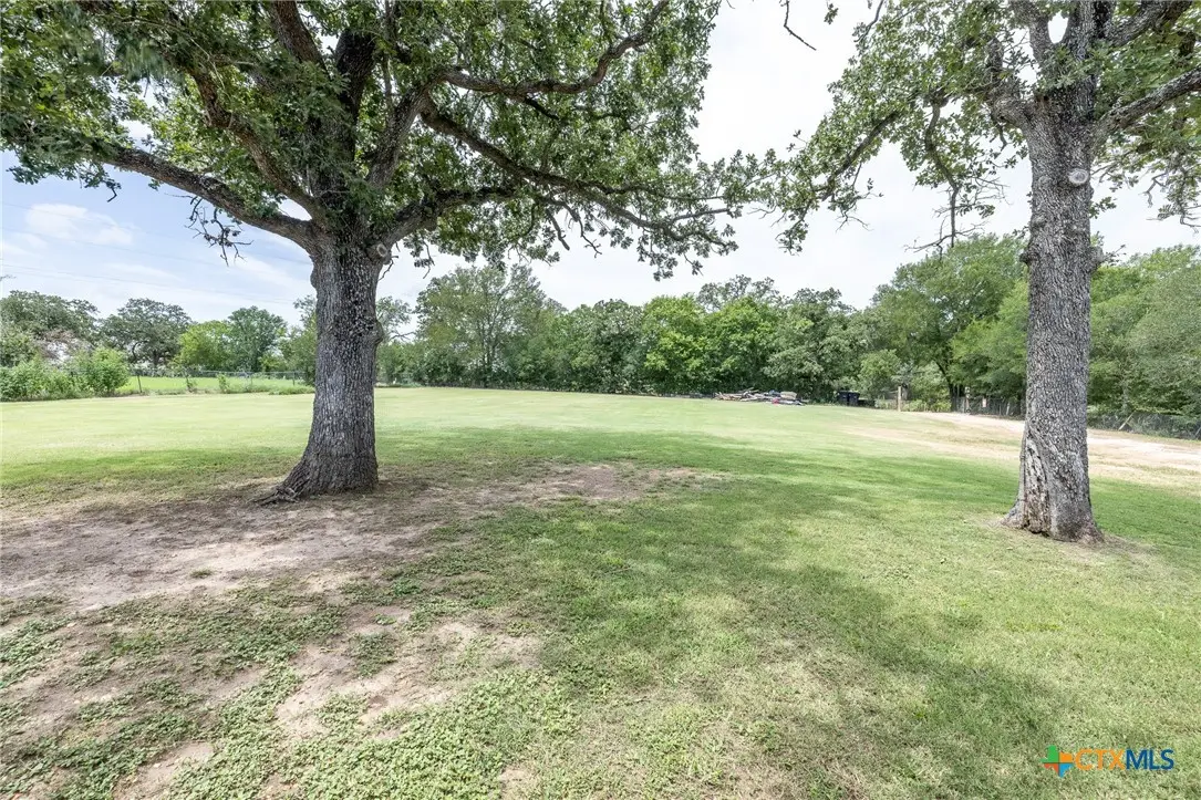 4771 County Road 228, Gonzales, TX 78629 - Image #1
