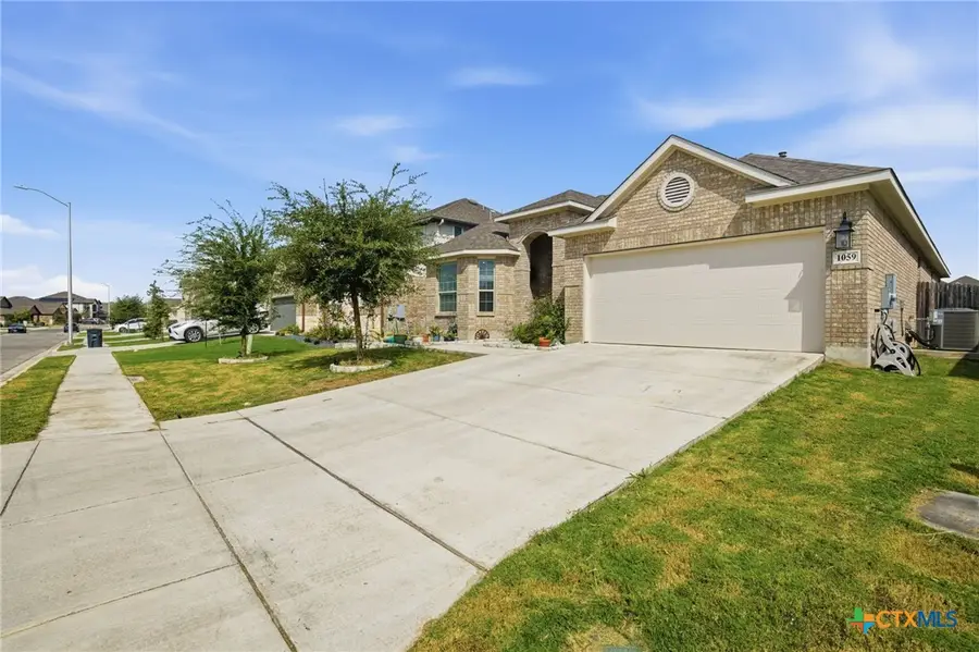 1059 Buffalo Grove, New Braunfels, TX 78130 - Image #2