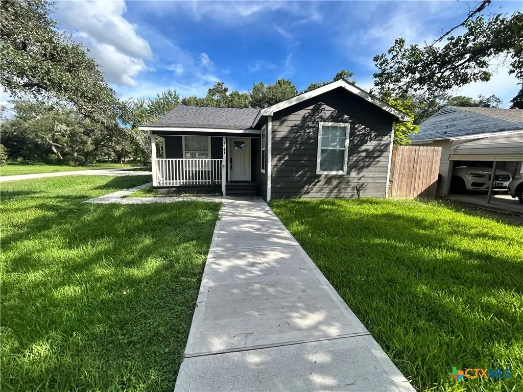 104 Mesquite Street, Louise, TX 77455 - #1