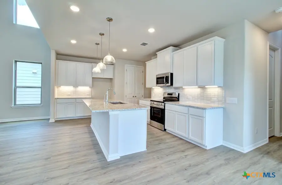 1231 Casetta Run, New Braunfels, TX 78130 - Image #3