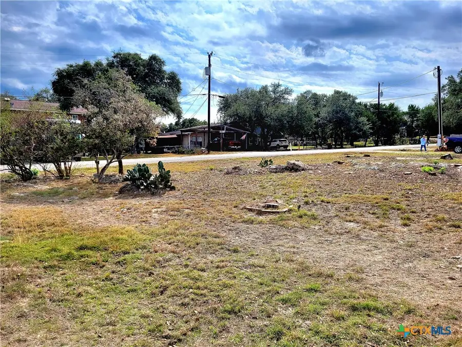 2566 Glenn Drive, Canyon Lake, TX 78133 - Image #2