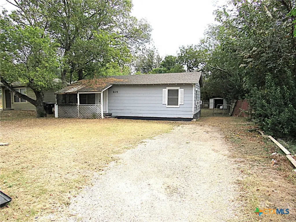 805 S 10th Street, Temple, TX 76504 - Image #1