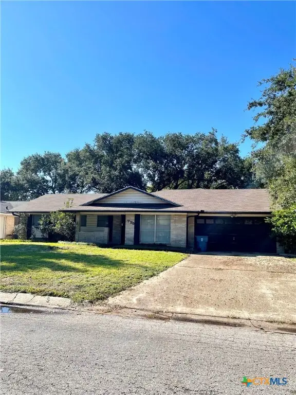 725 Westwood Drive, Port Lavaca, TX 77979 - Image #2