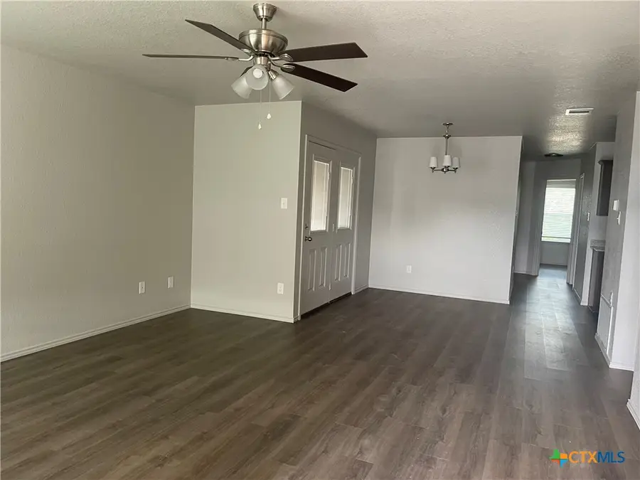 547 Lost Trail Drive #A & B, Copperas Cove, TX 76522 - Image #2