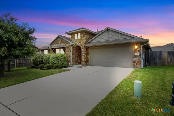 140 W Highfield Street, Hutto, TX 78634