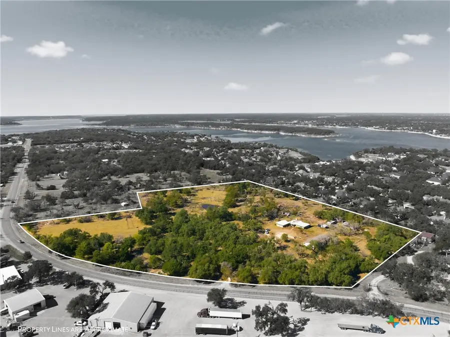 12218 W Adams Avenue, Belton, TX 76513 - Image #2