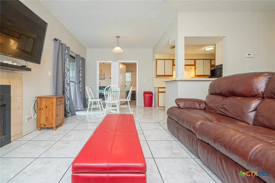 210 Oak Bay #403, Rockport, TX 78382 - Image #3