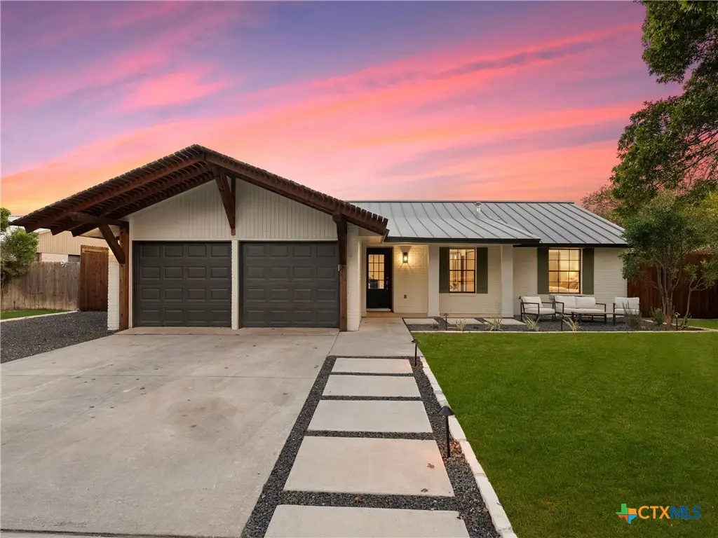 14 Country Club Circle, New Braunfels, TX 78130 - Image #1