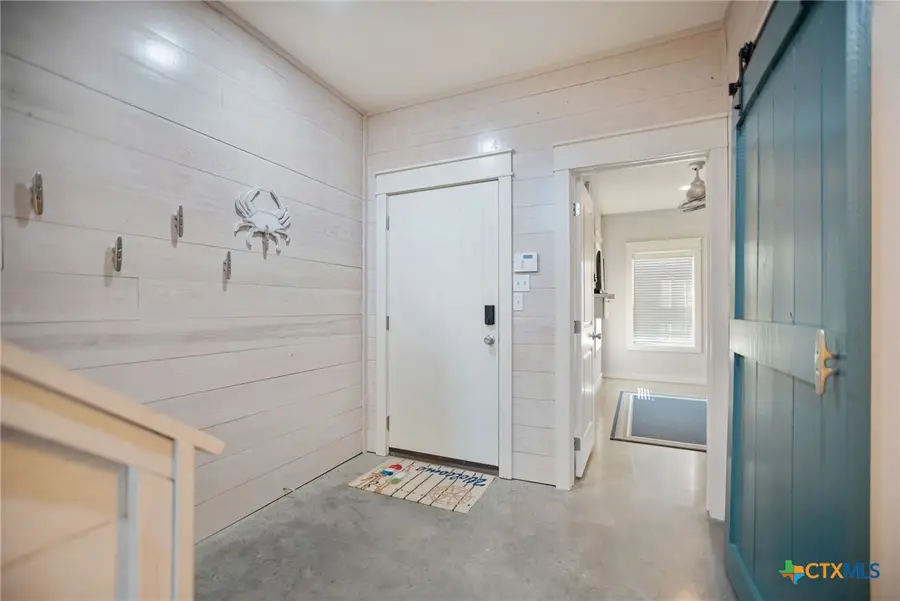 507 S 7th Street, Port Oconnor, TX 77982 - Image #3