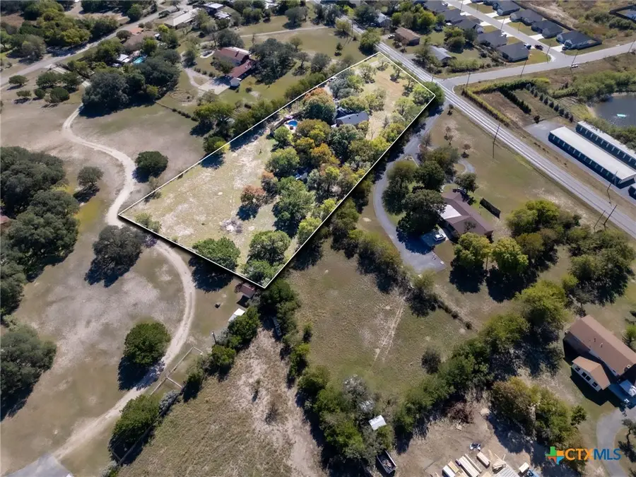 1307 Nix Road, Lampasas, TX 76550 - Image #2