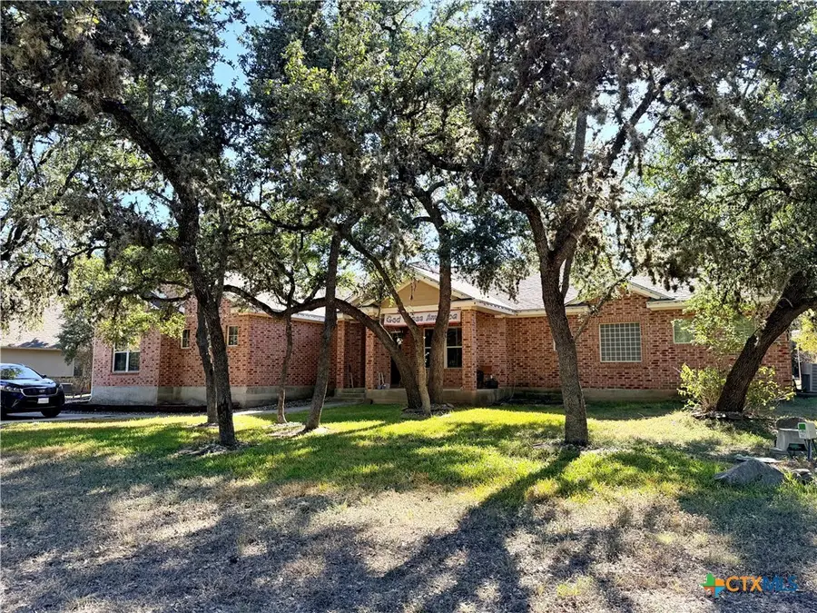 1027 Stagecoach Trail, San Marcos, TX 78666 - Image #2