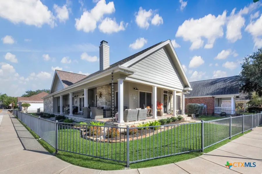 2252 Cotton Boulevard, New Braunfels, TX 78130 - Image #3