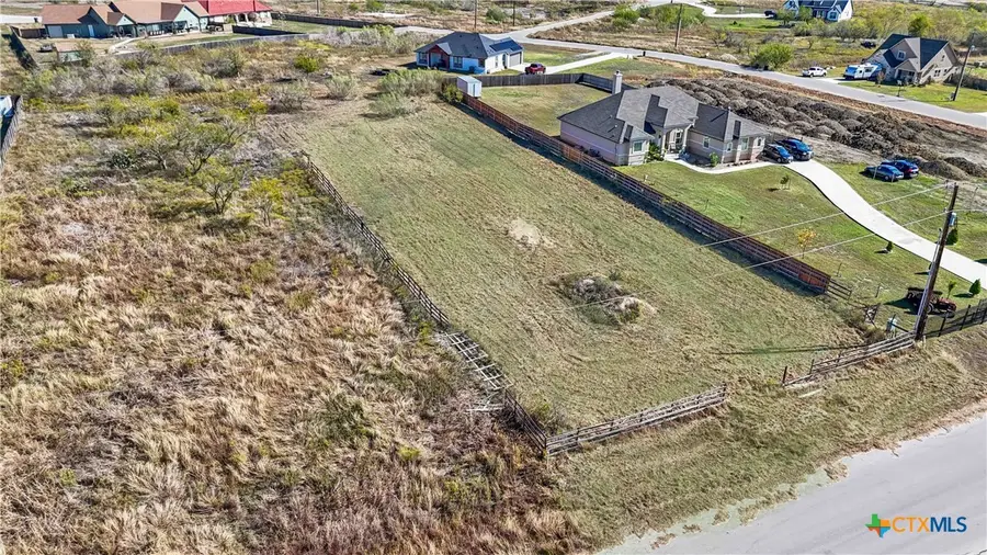 154 Burrobrush Street, Niederwald, TX 78640 - #2